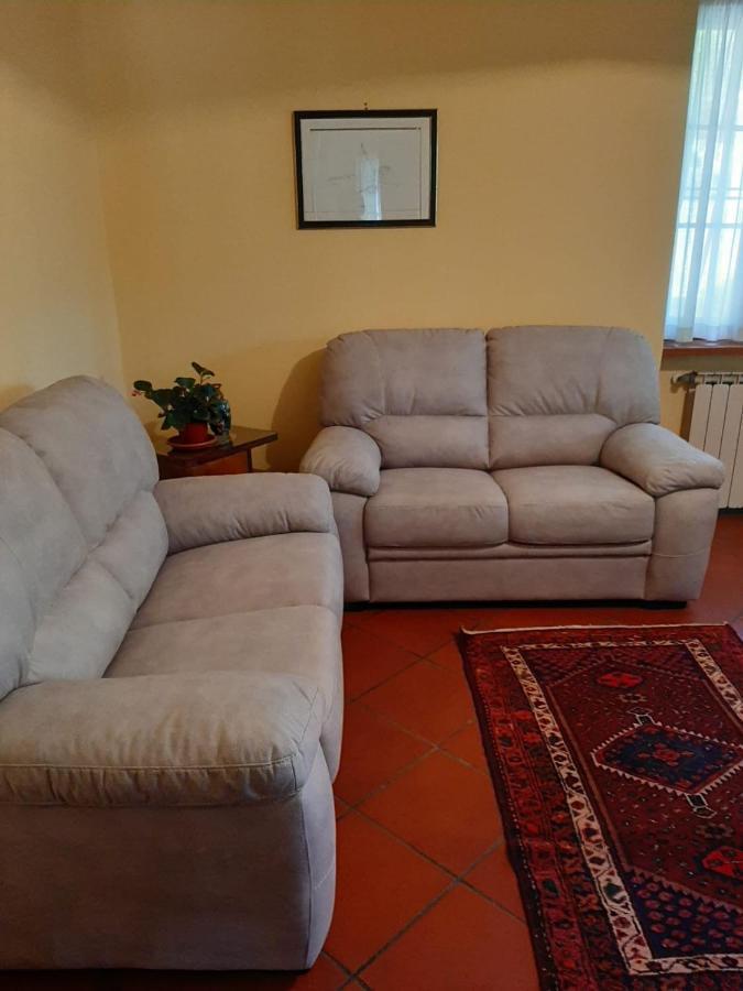 Valle Degli Ulivi Appartamento Terni Luaran gambar