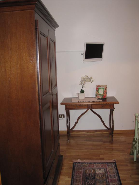 Valle Degli Ulivi Appartamento Terni Luaran gambar